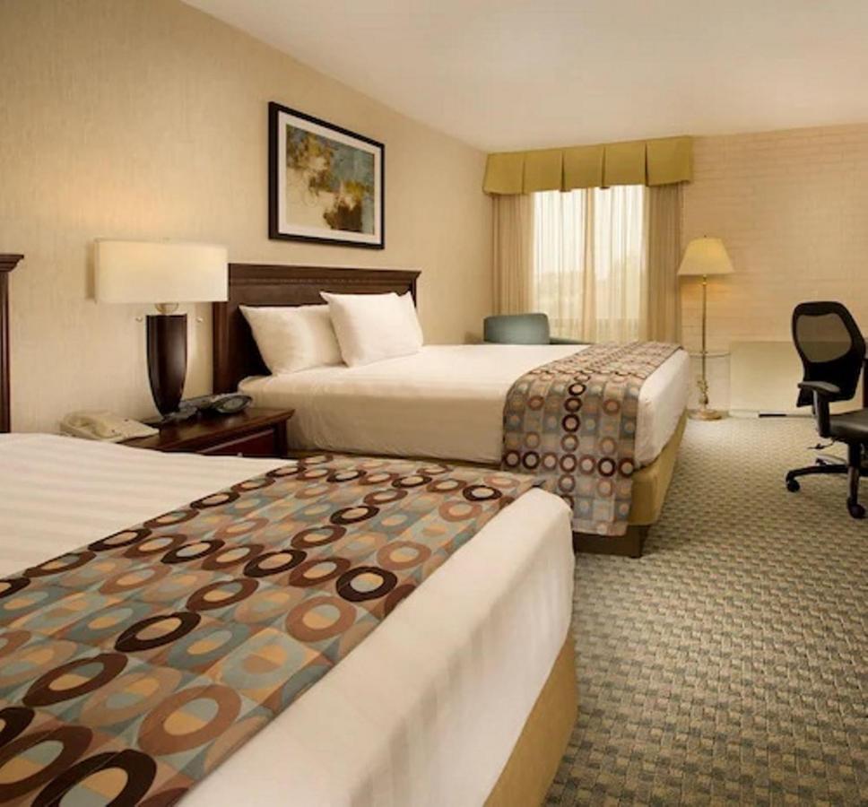 Hotel Lotus Kansas City Stadium מראה חיצוני תמונה